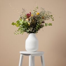 ورد طبيعي فازه